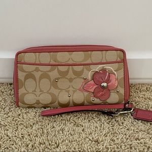 Coach Signature Floral Applique Wallet